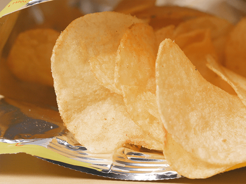 1641897310264195.png 抱怨買空氣送洋芋片 殊不知包裝如沒氣會更難吃.png