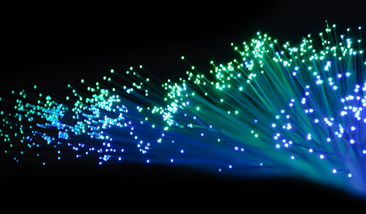 1700207434686874.jpg 光纖.jpg