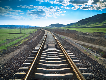 坐著火車去拉薩——拉林鐵路高原富氧動(dòng)車組現(xiàn)已開通