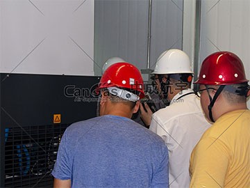 中成航宇醫(yī)用制氧機(jī)國際捐贈(zèng)項(xiàng)目采購方順利完成貨物驗(yàn)收并表示滿意